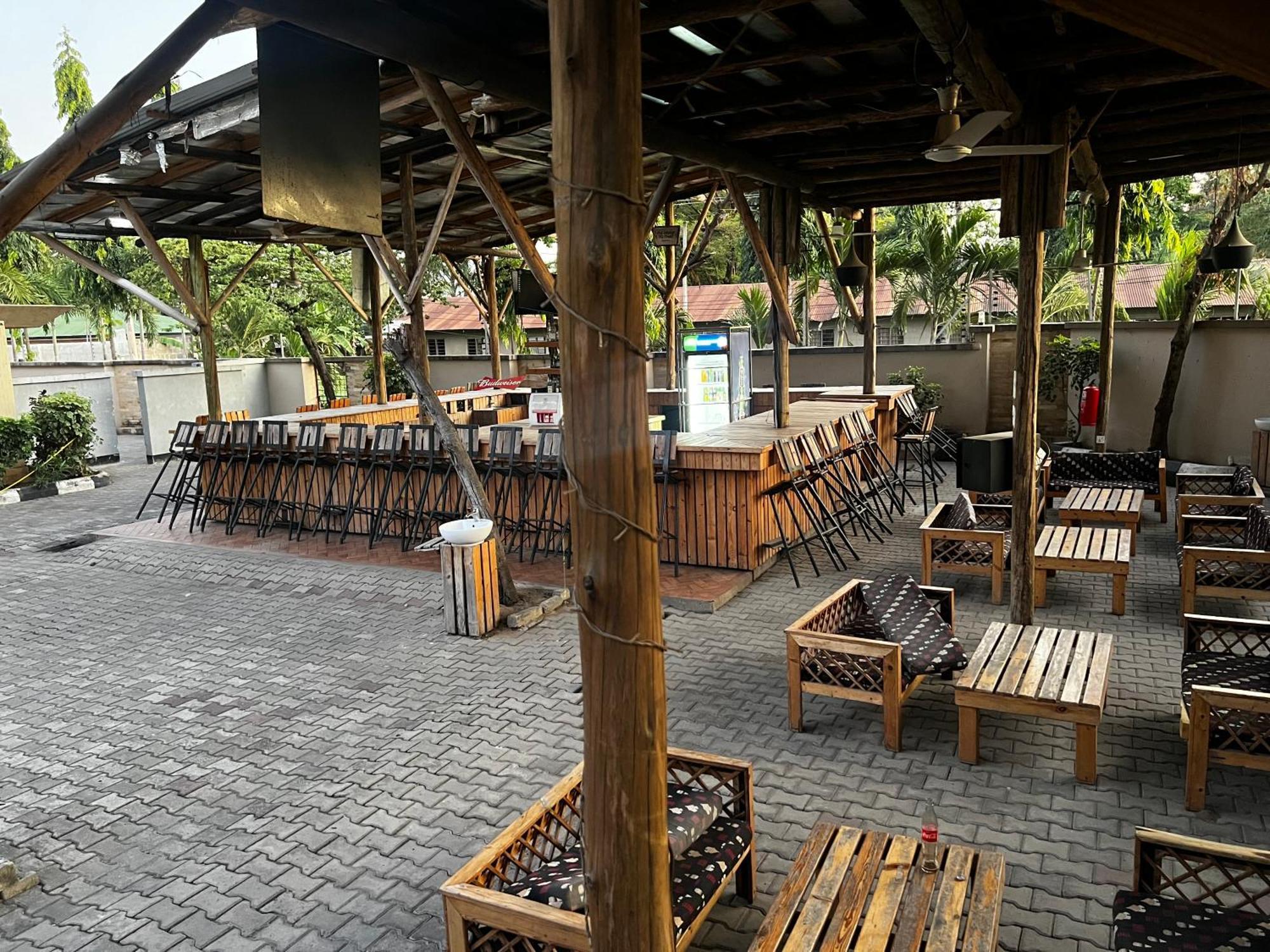 K27 Premier Backpackers Hostel Dar es Salaam Luaran gambar