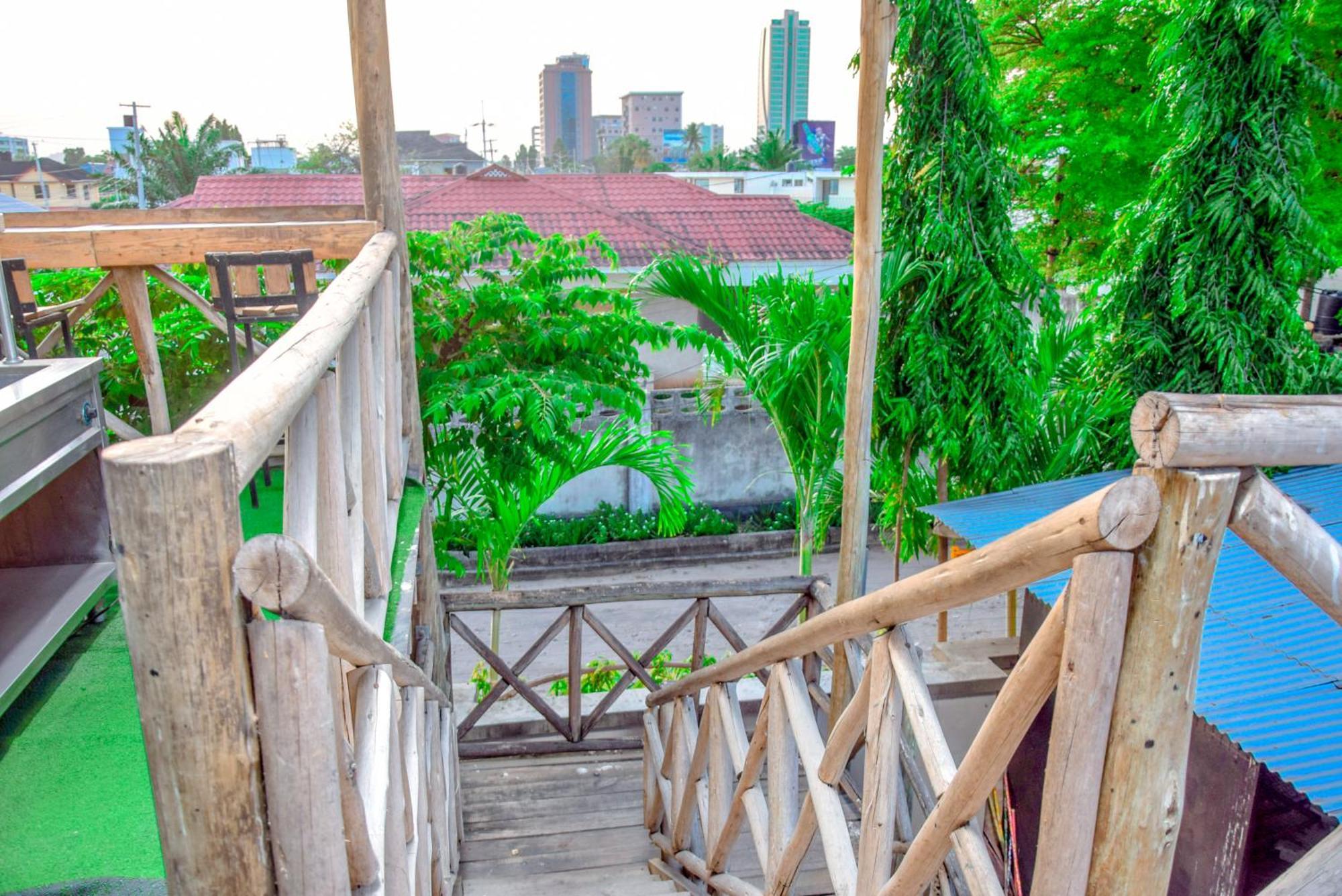 K27 Premier Backpackers Hostel Dar es Salaam Luaran gambar