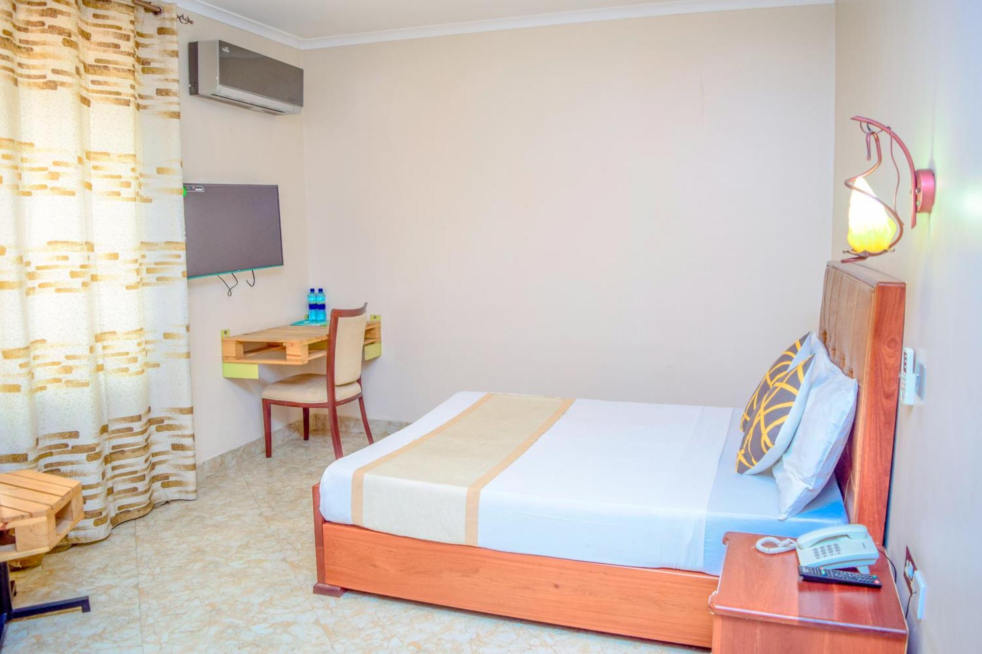 K27 Premier Backpackers Hostel Dar es Salaam Luaran gambar